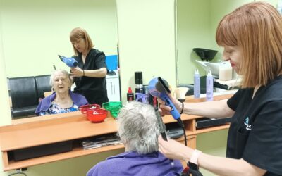 Servicio de peluquería para nuestros mayores