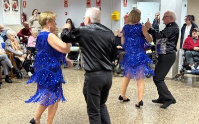 Actuación de la Asociación de Mayores del Actur en FUNDAZ Santa Bárbara